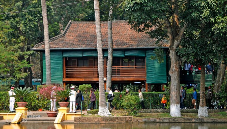 1 Day On 5-Star Halong Cruise With Highest Safety Equipments - What the $42 price really covers
