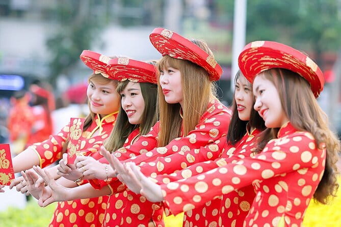 11-Day Itinerary through Vietnam: From North to South | Top 1 - Ho Chi Minh City moves at a faster southern rhythm