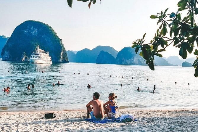 12 Days in Vietnam | Culture and Adventure | Best 2026-27 - Day 4: Bai Dinh, Trang An, and the 500 steps at Mua Cave