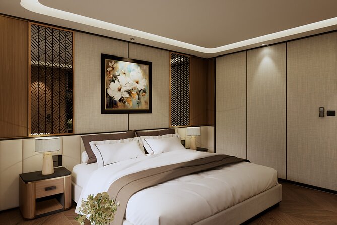 2 Day 1 Night Luxury Azura Cruise through Halong & Lan Ha Bay - Day 1: lunch, limestone scenery, and a sunset on the water