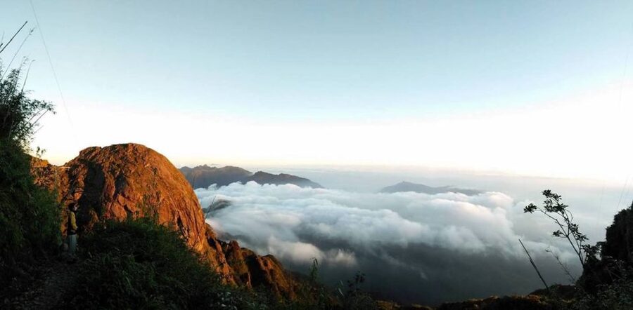 2-Day Fansipan Mountain Trek - Indochina's Highest Peak - Local guides, porters, and the human side of the climb