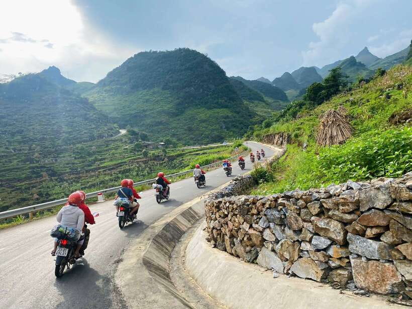 2-day Motorbike Ha Giang Loop Luxury Tour With Easy Rider - Day one: Bac Sum Pass and Quan Ba Sky Gate