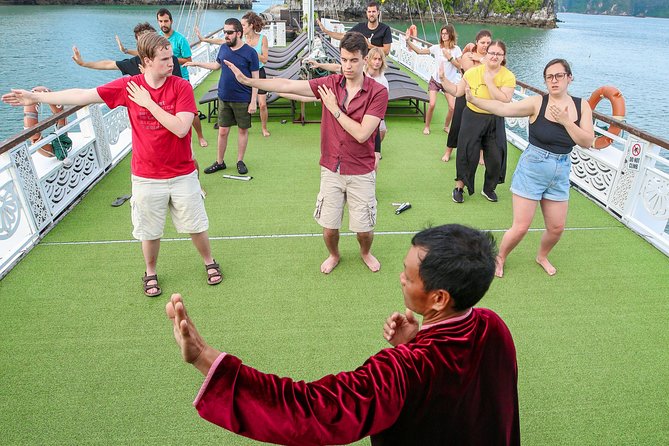 2-Day Oriental Sails Junk Cruise of Halong Bay - Food, cabins, crew, and the points that need attention