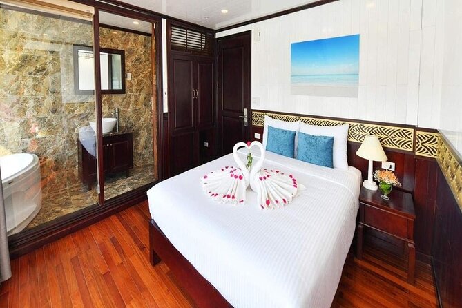 2 Days Halong Bay - Halong Sapphire Cruise - 6:00 a.m. Tai Chi and the morning bay