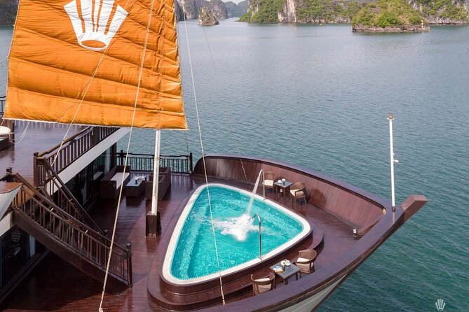 2Days-1Night Halong Bay Luxury Genesis Regal Cruises - Day one: floating homes, paddling, and open water