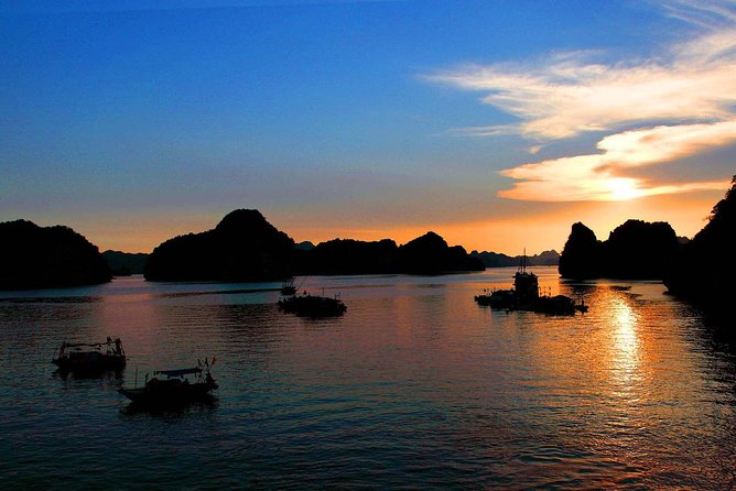 3-Day Cruise on Ha Long Bay with Kayaking, Swimming, Cooking Class,... - Sung Sot Cave, Ha Long Bay’s big underground stop