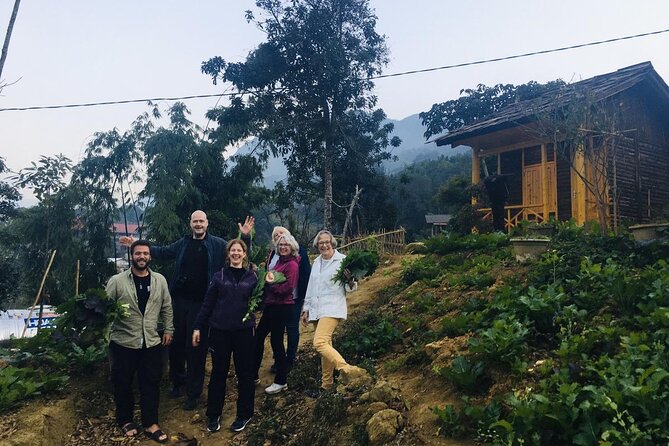 3-Day Trekking Adventure of Sapa from Hanoi - Stay Ta Van Village - Transport, luggage, and group size