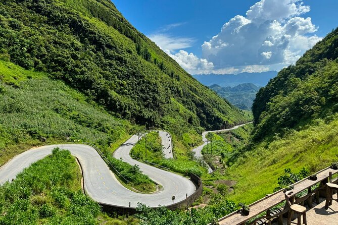 3 Days and 2 Nights Ha Giang Loop Tour - Day two: Ma Pi Leng Pass and the Nho Que River