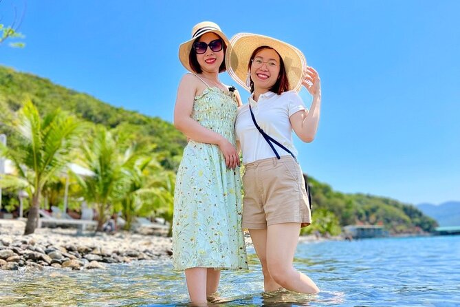 3 Islands Tour of Nha Trang - Bai Tranh Beach: swimming, sun, and optional water sports