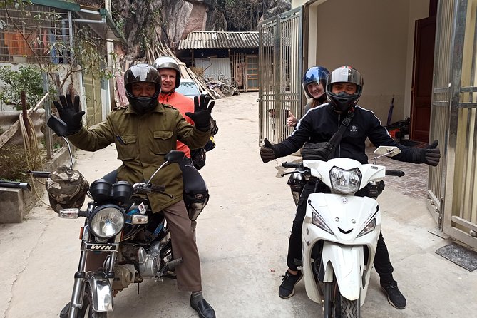 3D2N TOUR WITH EASYRIDERS 150cc (group 4-10Pax + private rooms) - What the $185 price really includes