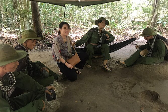 6 Hours Historical Tour in Cu Chi Tunnel with Free Snack - Crawling through a short tunnel