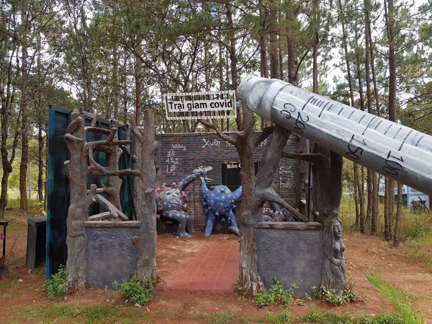 7-hour Datanla waterfall, Clay Tunnel and Holy See temple - Lam Vien Square and Xuan Huong Lake
