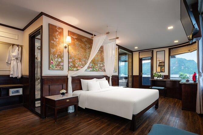 Amanda Cruise - Ha Long, Lan Ha Bay - All Inclusive 2D1N & 3D2N - Food and drinks onboard