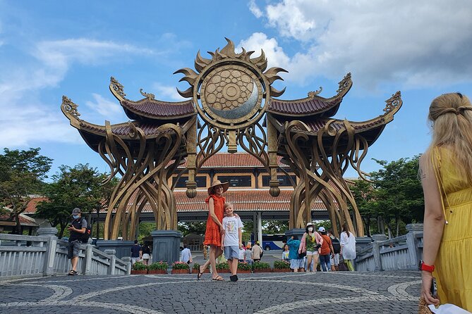 Ba Na Hills and Golden Bridge Private Tour - The return cable car and the long ride home