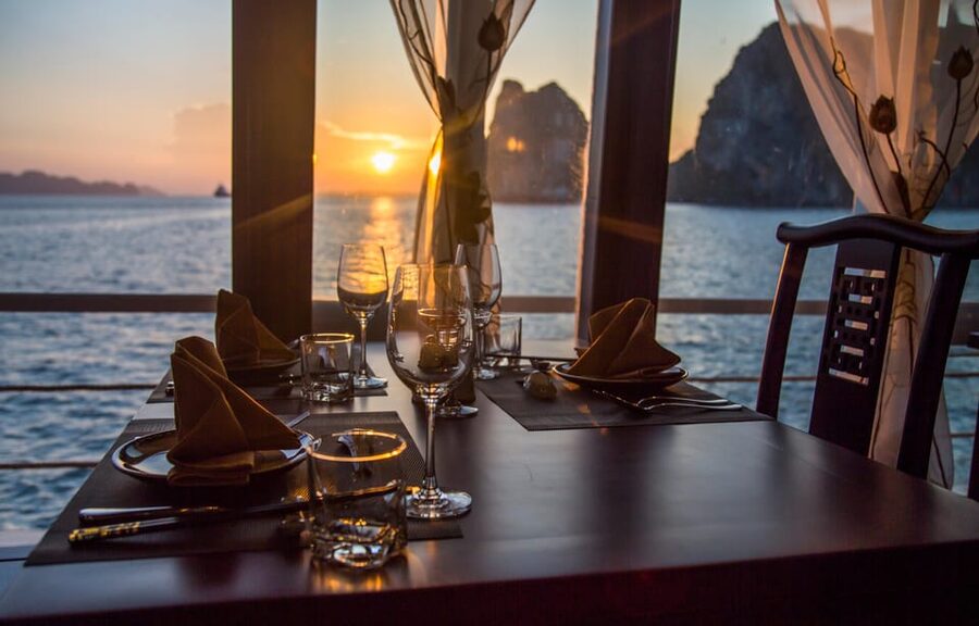 Bai Tu Long Bay 2 Days 1 Night With Renea Cruise - The Hanoi to Halong transfer