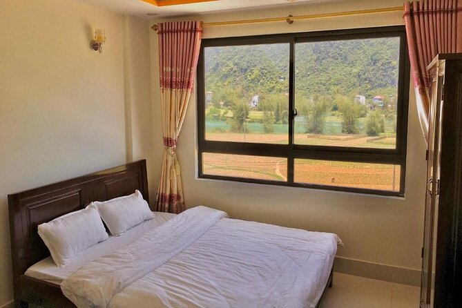 Ban Gioc Waterfall 2 Days 1 Night From Hanoi - Day two: pagoda views and Ban Gioc Waterfall