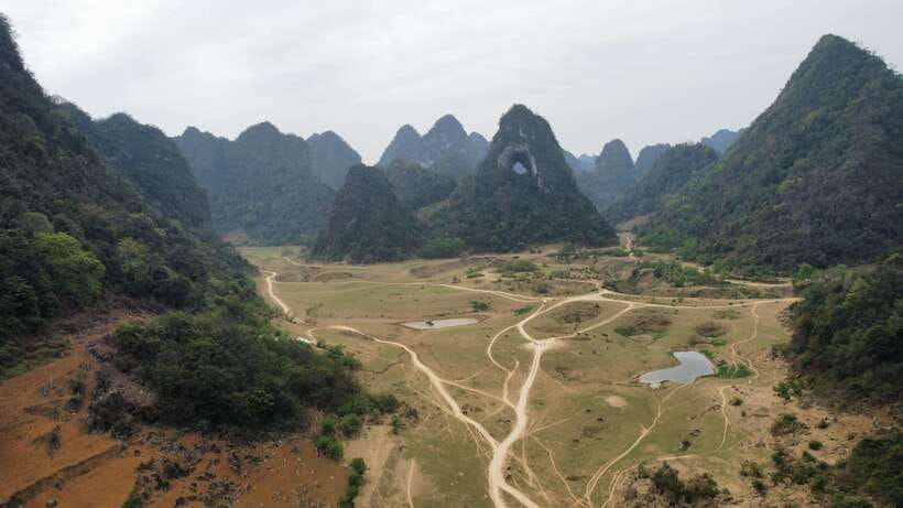 Ban Gioc Waterfall - God Eyes Mountain 1 Day By Car - Ngao Cave, with natural stone forms