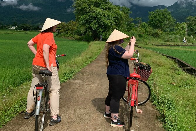 Bavi Eco Tour: Immerse in Authentic Village Life Outside Hanoi - Leaving Hanoi for Ba Vi’s farm country