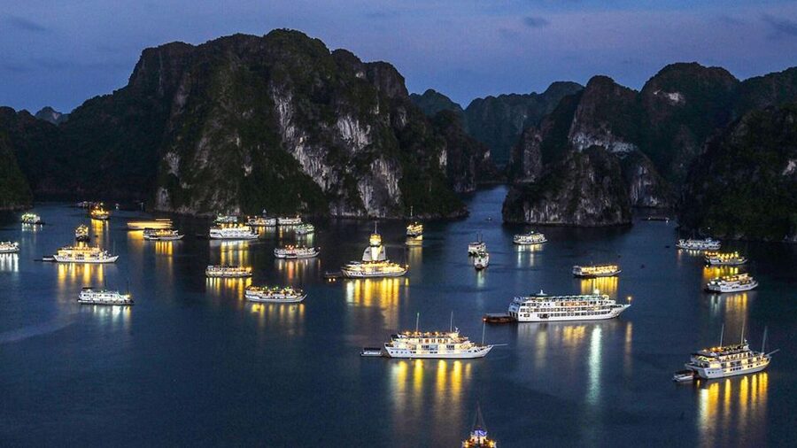 BestSeller - 2 Day 5-Star Overnight Cruise of Highest Safety - Sunset, dinner, and a night on the boat