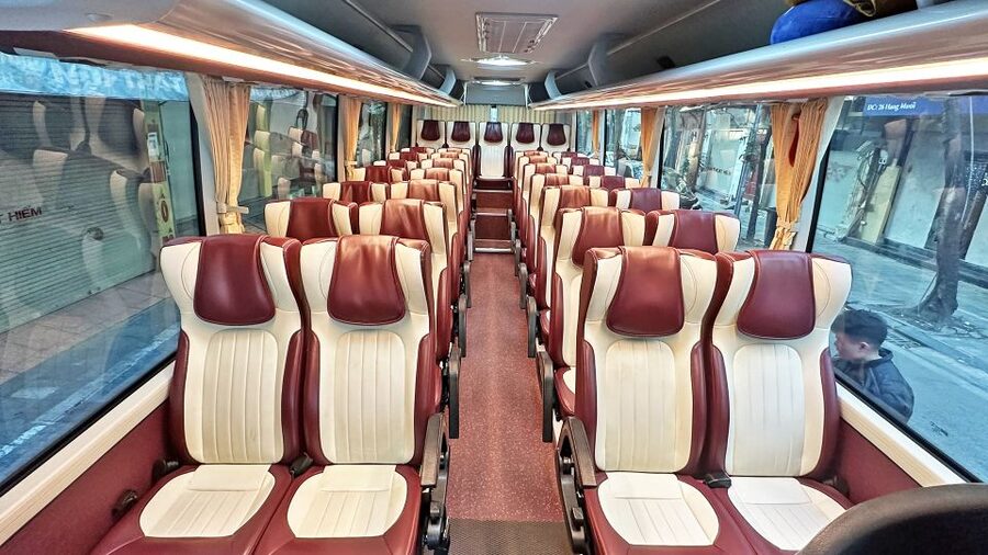 BestSeller - 2 Day 5-Star Overnight Cruise of Highest Safety - Lunch with Halong Bay outside your window