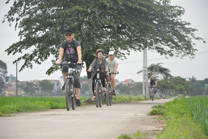 Bicycle Tours Hanoi: Full Day Bicycle Tour Hanoi Countryside - A traditional lunch in a local home