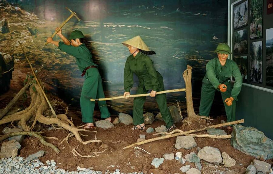 Boat Ride Phong Nha Cave & Vietnam’s Historic Command Cave - Why this pairing works so well