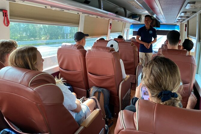 Bus Hanoi to Cat Ba Island with Cat Ba Express - Highway 5B and the first two hours