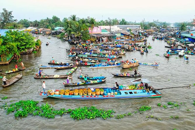 Cai Rang Floating Market & Mekong Delta 2-Day Tour from HCM City - Cai Rang at an hour that matters