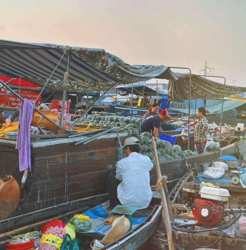 Can Tho: Cai Rang Floating Market and Canals - Why the sunrise start matters in Can Tho