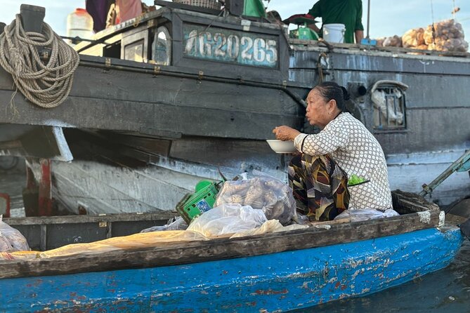 Can Tho: Floating Market, Canals, Nature Reserve & Forest - An Binh Market and the smaller canals