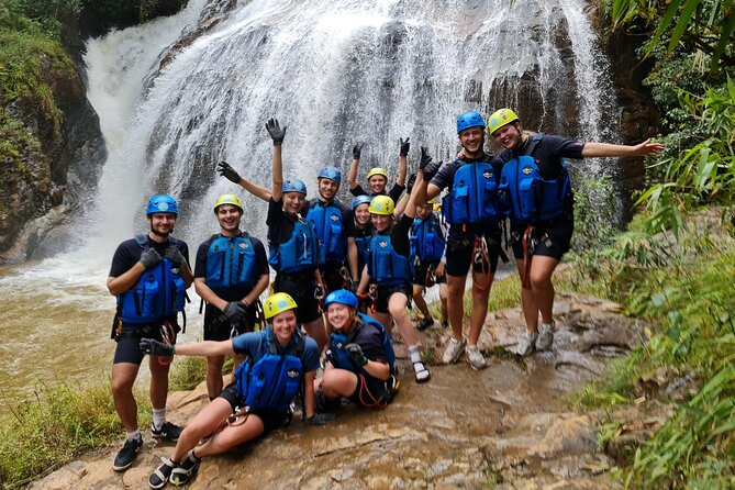 Canyoning Tour in Dalat Viet Nam - Crossing the waterfall by Tyrolean traverse
