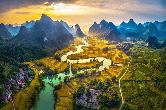 Cao Bang Loop Tour 3D2N by Motorbike, Car or Jeep - Day 2: Ma Phuc Pass, village crafts, and Ban Gioc Waterfall