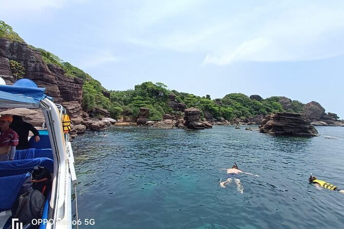 Cham Island: Snorkeling Tour - Cua Dai Wharf and the wooden boat crossing