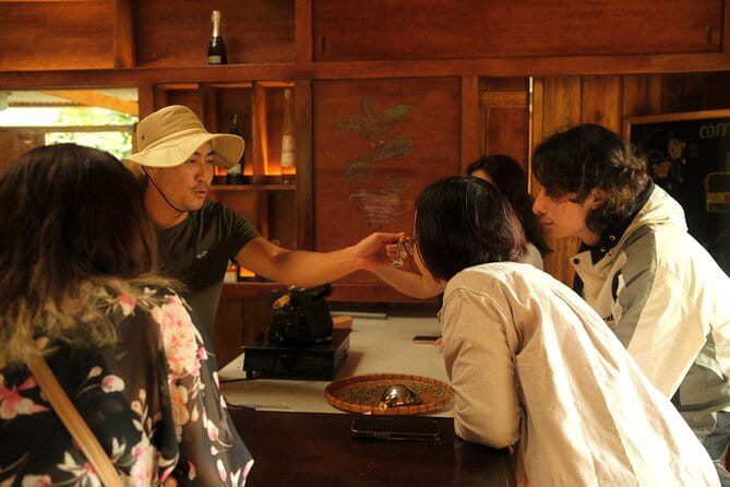 Coffee Farm Tour with Roasting & Tasting Workshop - Da Lat - A farm visit that begins with the coffee plant