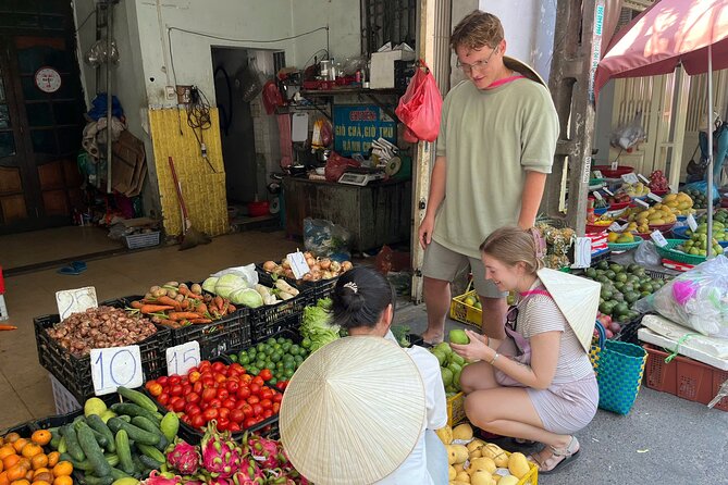 Cook 5 Dishes Authentic Vietnam Food and Market Adventure - A small-group size with a social feel