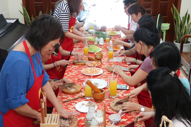 Cooking with Jolie in Hoi An - Vegetarian cooking is handled directly