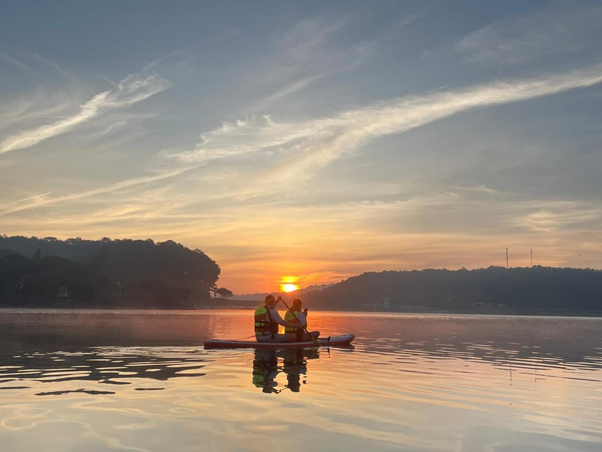 Da Lat: Tuyen Lam Lake Kayak or SUP Tour - Getting started at the Tuyen Lam SUP station