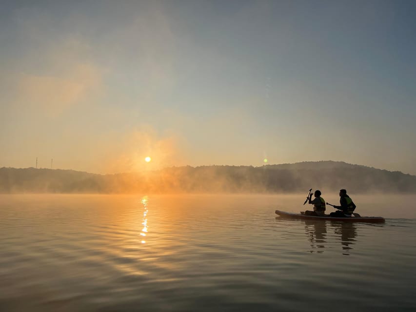 Da Lat: Tuyen Lam Lake Kayak or SUP Tour - Three hours on the lake, at your own pace