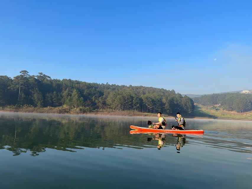 Da Lat: Tuyen Lam Lake Kayak or SUP Tour - Coffee, cake, and a simple local pause