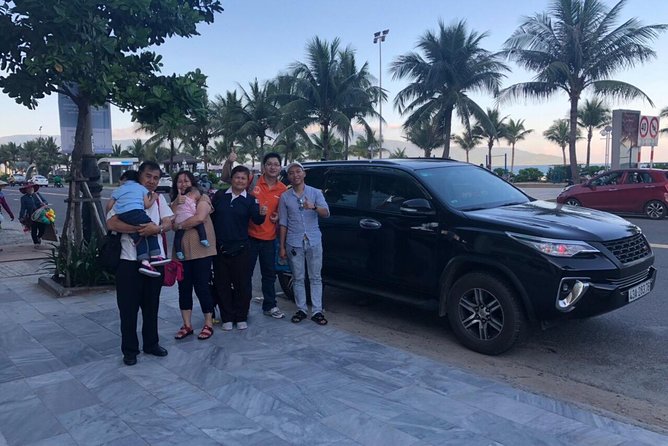 Da Nang Airport to Da Nang hotel by private car or vice versa - A short ride from Da Nang Airport to the city