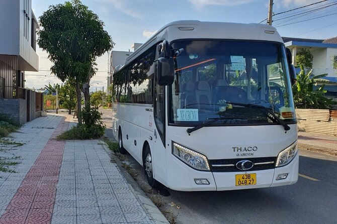 Da Nang Airport to Da Nang hotel by private car or vice versa - Who will get the most from this transfer