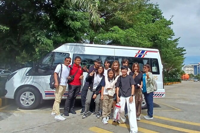 Da Nang Airport Transfer to Da Nang Hotel by Private Car - Driver service and communication