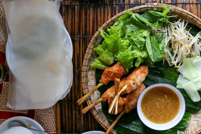 Da Nang Food Tour by Motorbike - The Local Market and a Look at Daily Food Life