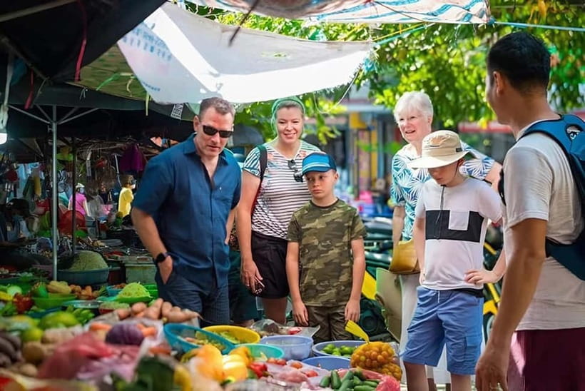 Da Nang/Hoi An: Market Tour, Basket Boat Ride, Cooking Class - The Hoi An market: learning what goes into the pot