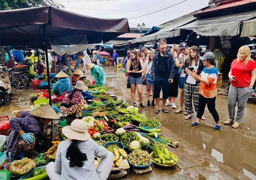 Da Nang/Hoi An: Market Tour, Basket Boat Ride, Cooking Class - Transport, timing, and group comfort