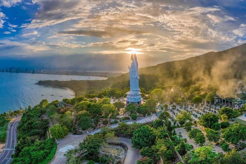 Da Nang/Hoian: Marble Mountain, Am Phu Cave, Monkey Mountain - Marble Mountain, where stone and worship share the same hill