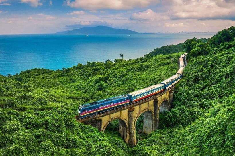 Da Nang: Hue Imperial Day Trip, Hai Van Pass Train, & Lunch - Arriving at Lang Co and changing to the road