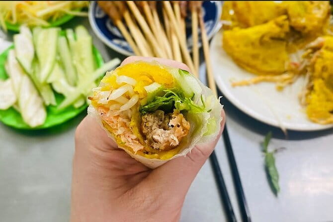 Da Nang Street Foodie Walking Tour - David’s role makes the food easier to understand