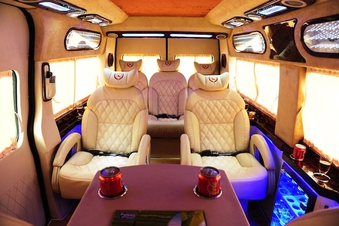 Da Nang To Hoi An Transfer By Limousine Dcar Luxury - Airport pickup with a name board and luggage help