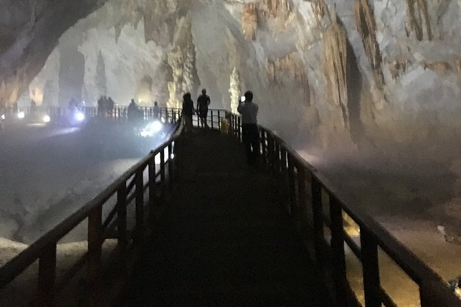 Daily Tour to Paradise and Dark Cave - Paradise Cave: the calm first act